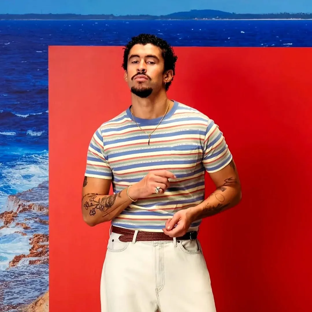 LE RETOUR TRIOMPHAL DE BAD BUNNY AVEC DEBÍ TIRAR MÁS FOTOS