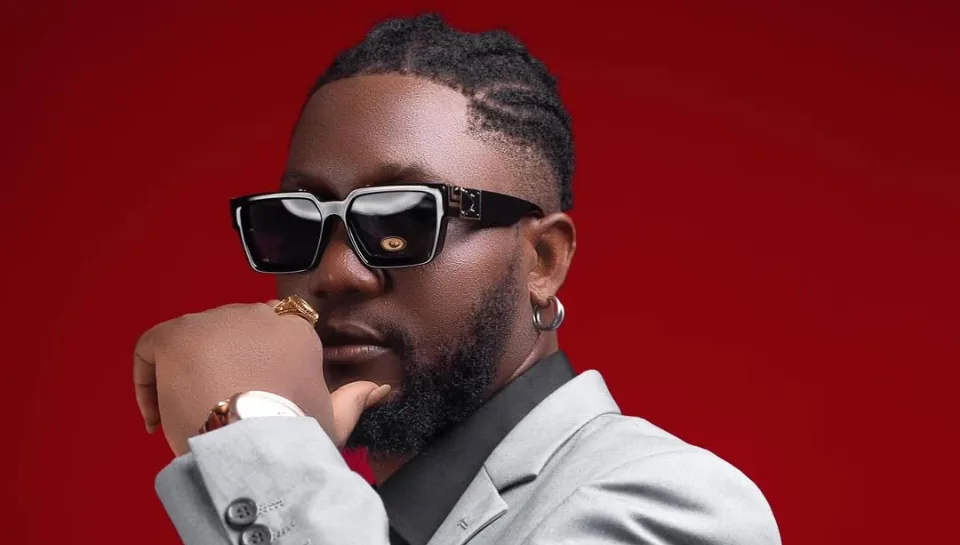 "BABASSA SHOW ACT 01" UN CONCERT, UNE MISSION : SIANO BABASSA AU SOMMET DE SON ART  