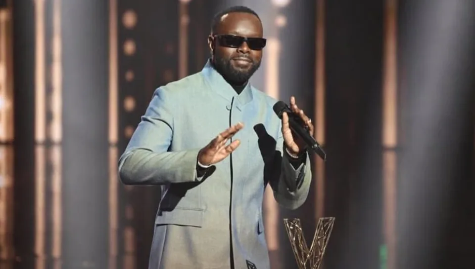 LE PHÉNOMÈNE GIMS : RECORDS, SUCCÈS ET RENOUVEAU D'UN RAPPEUR LÉGENDAIRE 