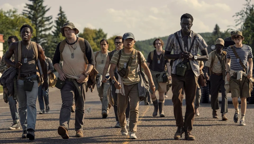 Survivre ou mourir : l’épreuve ultime du film "Marche ou Crève" porté par Francis Lawrence